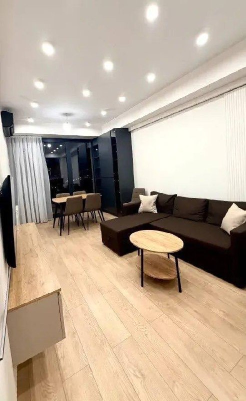 Furnished 2-Bedroom Apartment in Arabkir photo 1 of 8