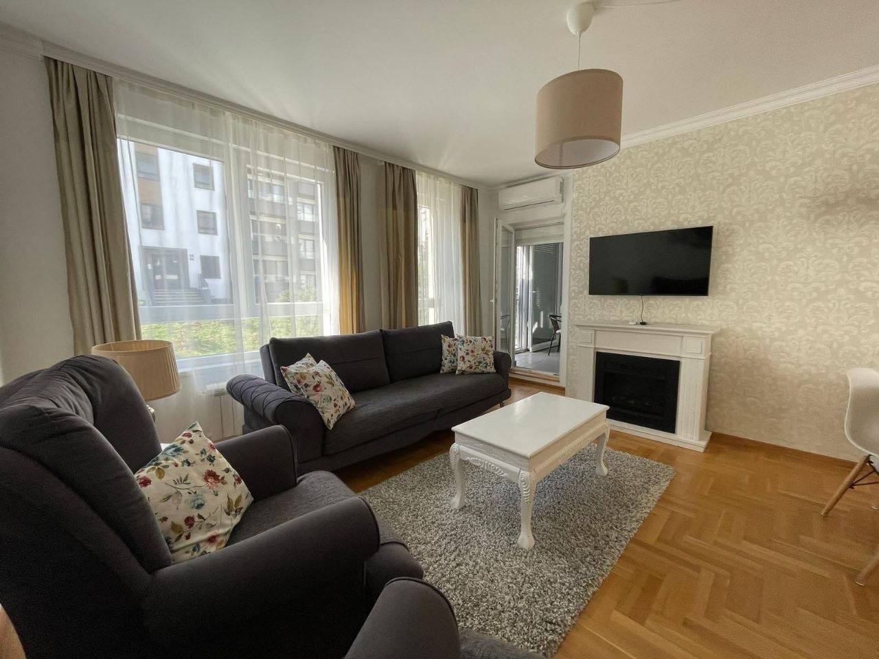 2-Bedroom Apartment in Sunyvil photo 1 of 6