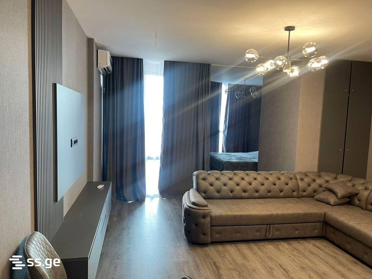 3-Room Apartment with 2 Bedrooms in Batumi photo 1 of 8