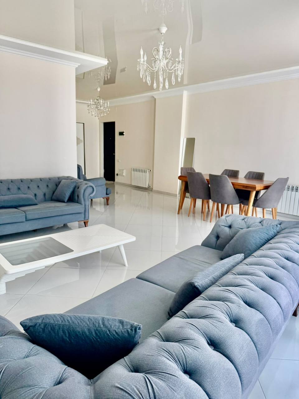 Two-Bedroom Apartment for Rent in Batumi photo 1 of 6