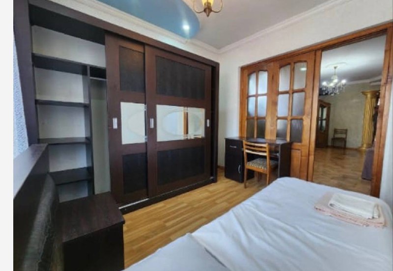 Three-Bedroom Apartment on Luka Asatiani Street photo 6 of 6