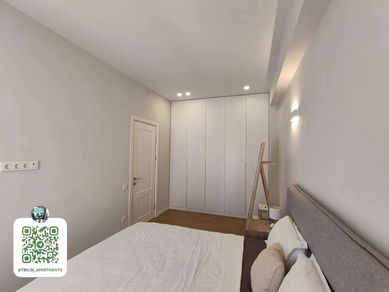 One-Bedroom Apartment in Vake photo 7 of 8