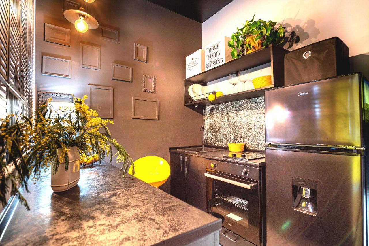 Studio Apartment on New Boulevard photo 3 of 4