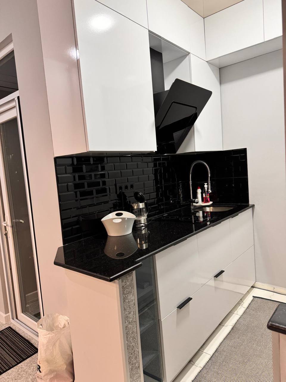 1+1 Apartment on Gudiashvili Street photo 3 of 8