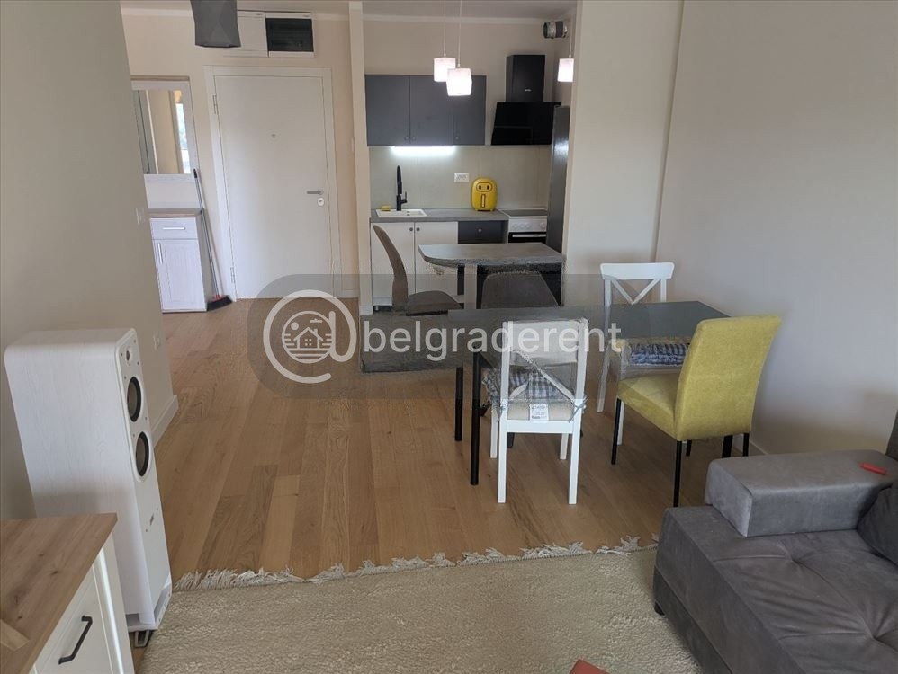 Two-Room Apartment in Zemun photo 2 of 8