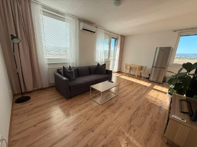 Furnished 2-Bedroom Apartment in Slovenský Grob