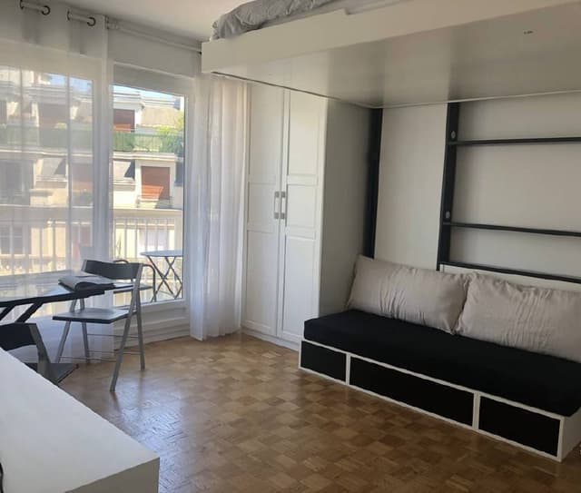 Furnished Studio with Balcony in Paris 15th