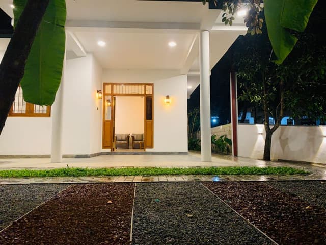 Two-Bedroom Villa Near Mirissa Beach