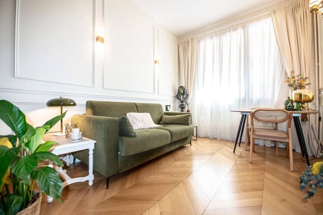 Two-Room Apartment in Clichy